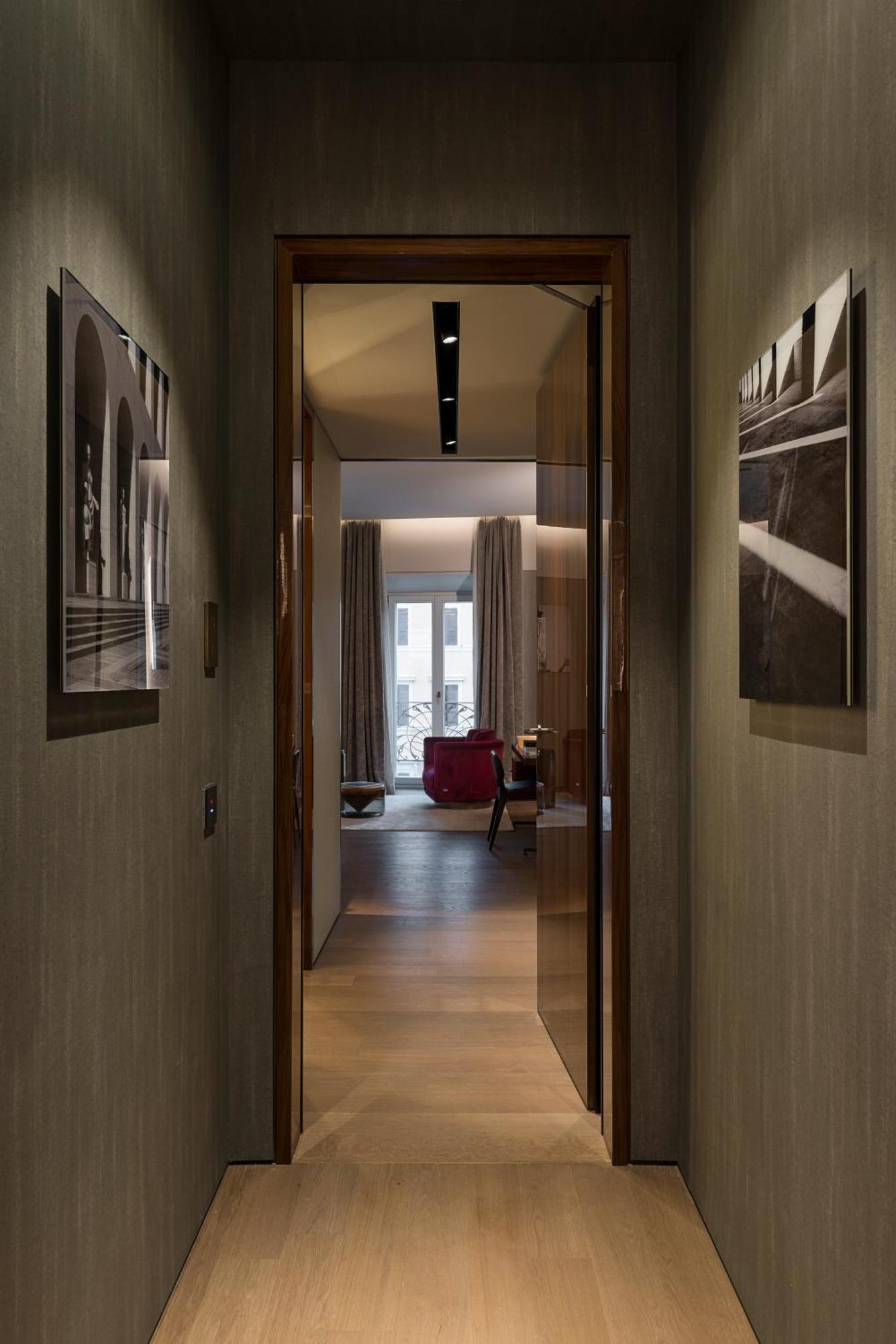 Fendi Private Suites - Small Luxury Hotels Of The World Rome Exterior photo